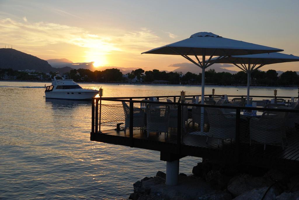 Botel Alcudiamar - Alojamiento Para Navegantes Port de Alcudia  Exteriör bild